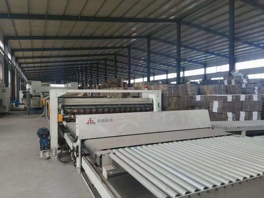 2200mm Papierzufuhr-Maschine, 150m/Min Corrugated Cardboard Production Line